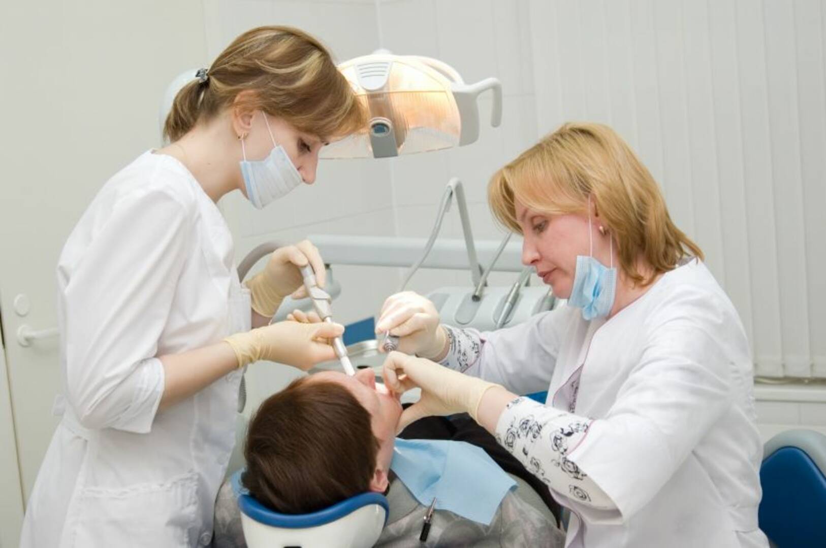 Laney Dental & Denture Clinic